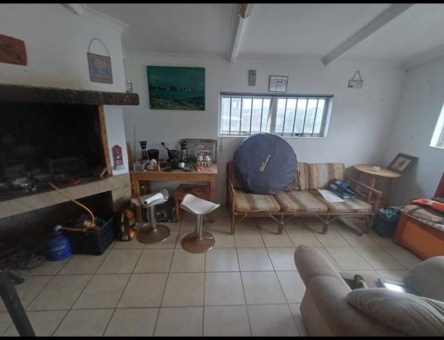 3 BEDROOM HOUSE FOR SALE IN DE KELDERS